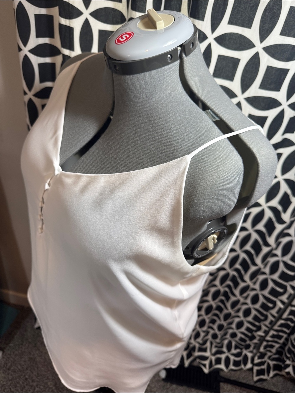 Ricki's White V-Neck Button-Front Camisole - Picture 3 of 4